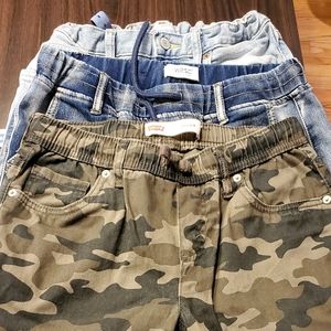 New Levi Joggers & MORE - $30